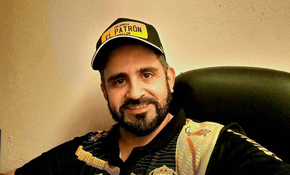 Marco era ingeniero pero debido a que se quedó sin trabajo comenzó a laborar como taxista VIP en una aplicación llamada Indrive.