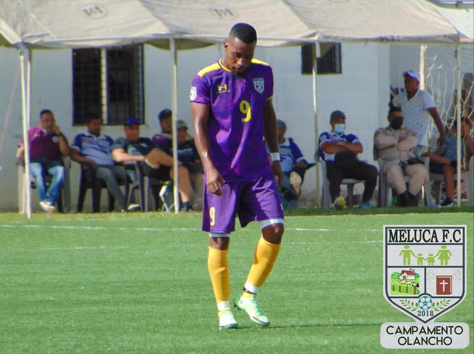 Jesús Posso durante un partido con el Meluca FC.