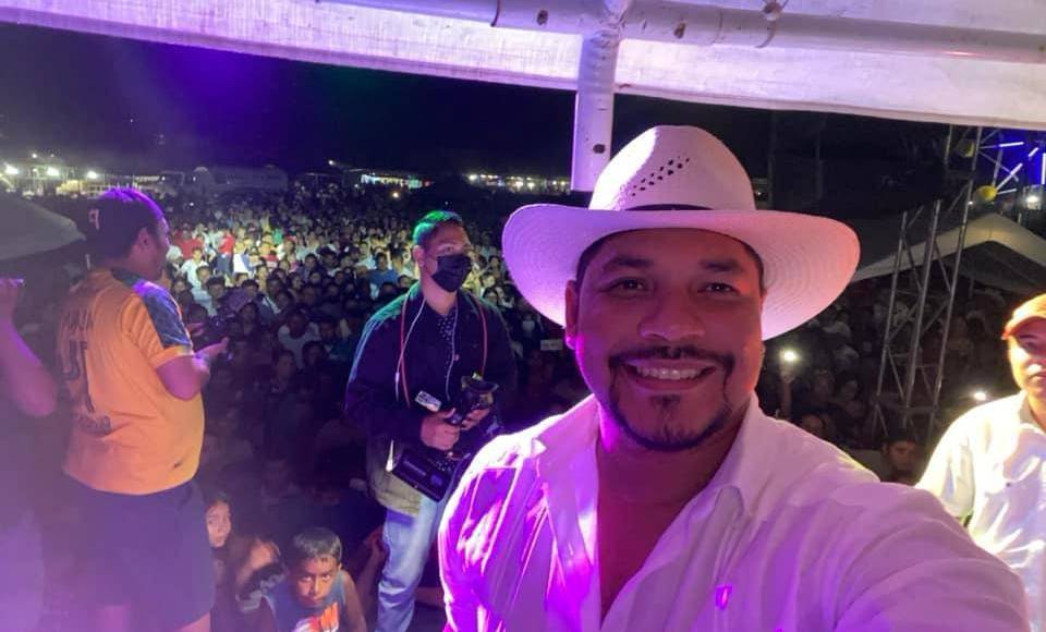 “Se ofrece recompensa a quien brinde información para dar con el paradero de Cristhian José Castillo Mercado, alcalde del municipio de El Triunfo, Choluteca”, anunció Sánchez.