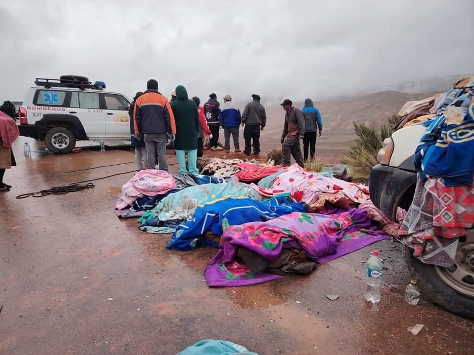 Al menos 31 muertos en accidente de un autobús en Bolivia
