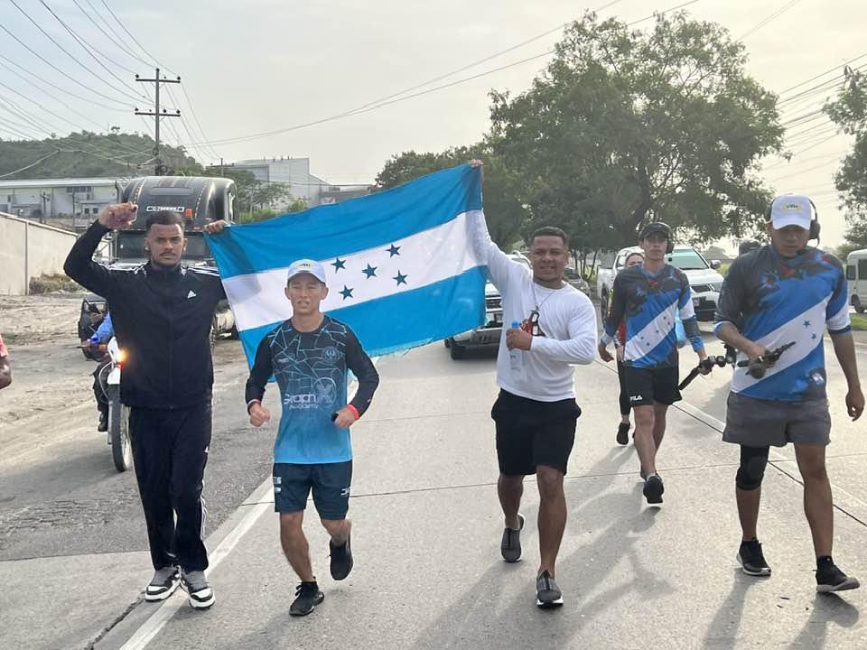 Shin Fujiyama finalizó maratón de 150 kilómetros en Chamelecón