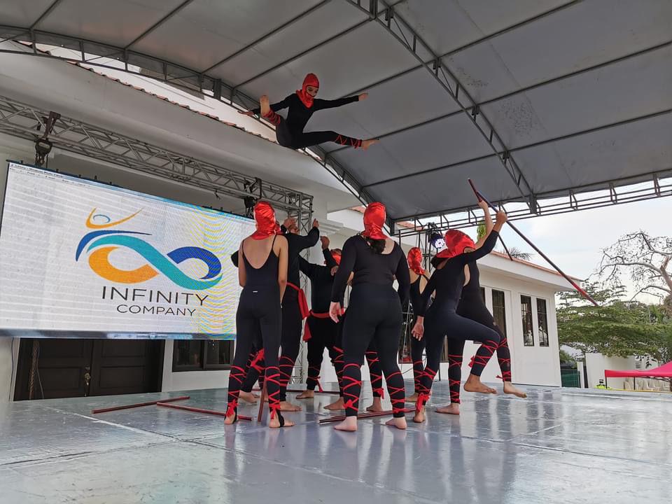 Academias de danza y Municipalidad de SPS reconocen la trayectoria de vida de George Jackson