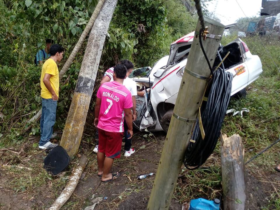 Así quedó el taxi tras el fuerte accidente de Cristofer Sagastume.