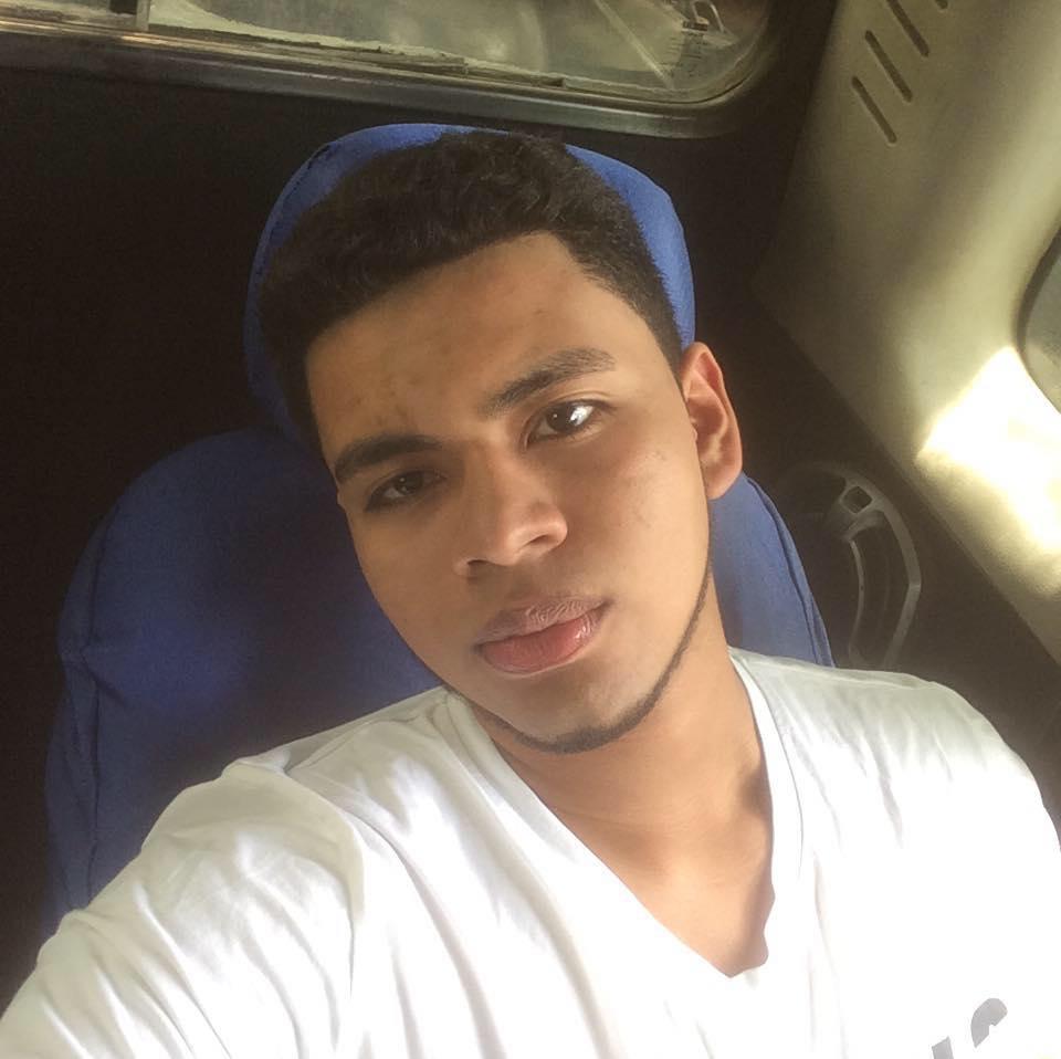 Quién es Oliver Kan, joven aspirante a alcalde que no pudo votar por él mismo
