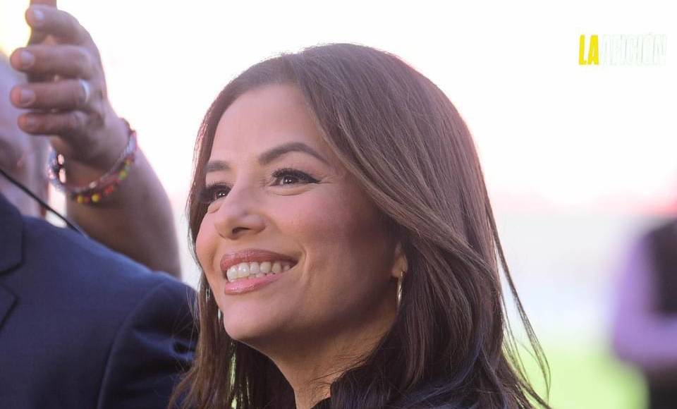 Eva Longoria mostró su impactante belleza en México.