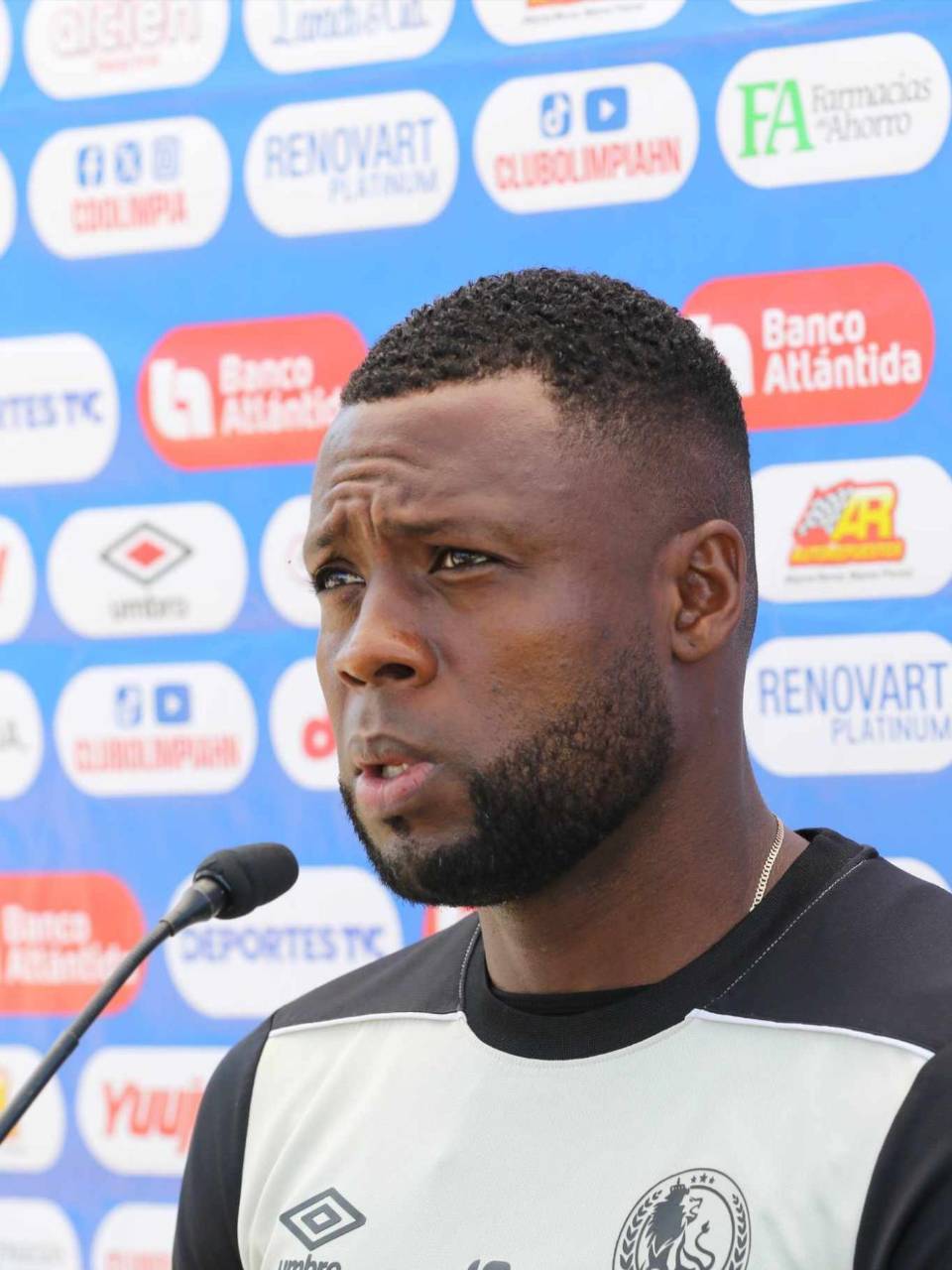 Yustin Arboleda anotó en el encuentro ante Upnfm en el Estadio Nacional Chelato Ulcés.