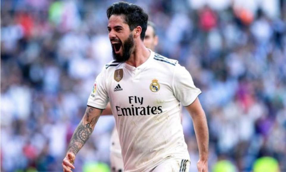 Isco Alarcón - La reforma del centro del campo del Real Madrid no solo se basa en entradas, también en posibles salidas. El jugador español, después de una temporada complicada, podría dejar el Real Madrid este verano. Zidane no le ha descartado de manera definitiva ni mucho menos pero no tiene todas consigo para quedarse.