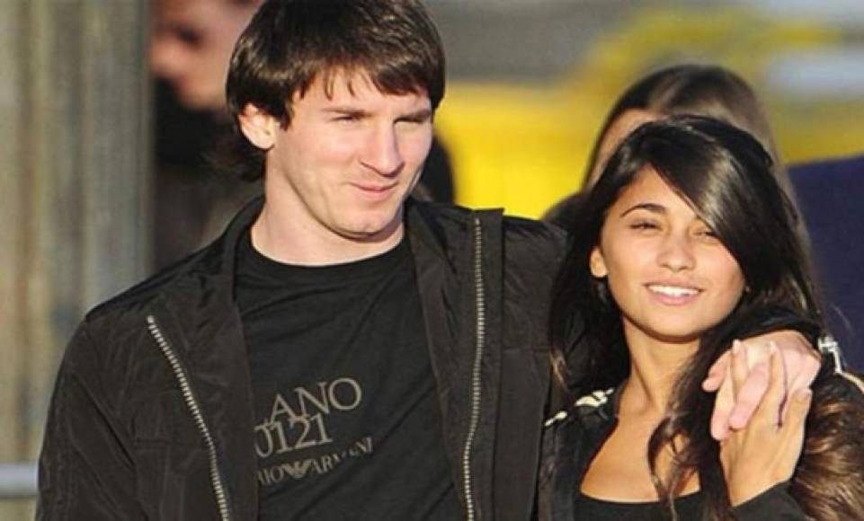 Lionel Messi conocio a Antonella Roccuzzo, su esposa, desde los siete años de edad.