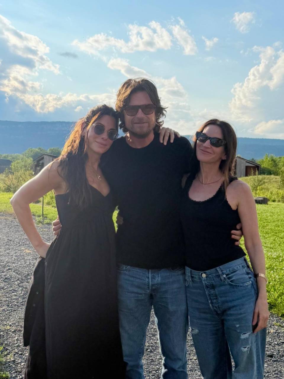 Sandra Bullock decidió compartir su historia en el podcast de sus amigos Jason Bateman, Sean Hayes y Will Arnett.