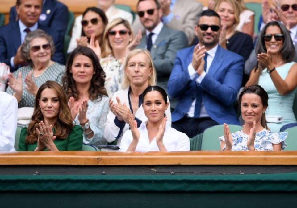 Duelo de duquesas: Meghan Markle y Kate Middleton acaparan la atención con sus looks en la final femenina en Wimbledon