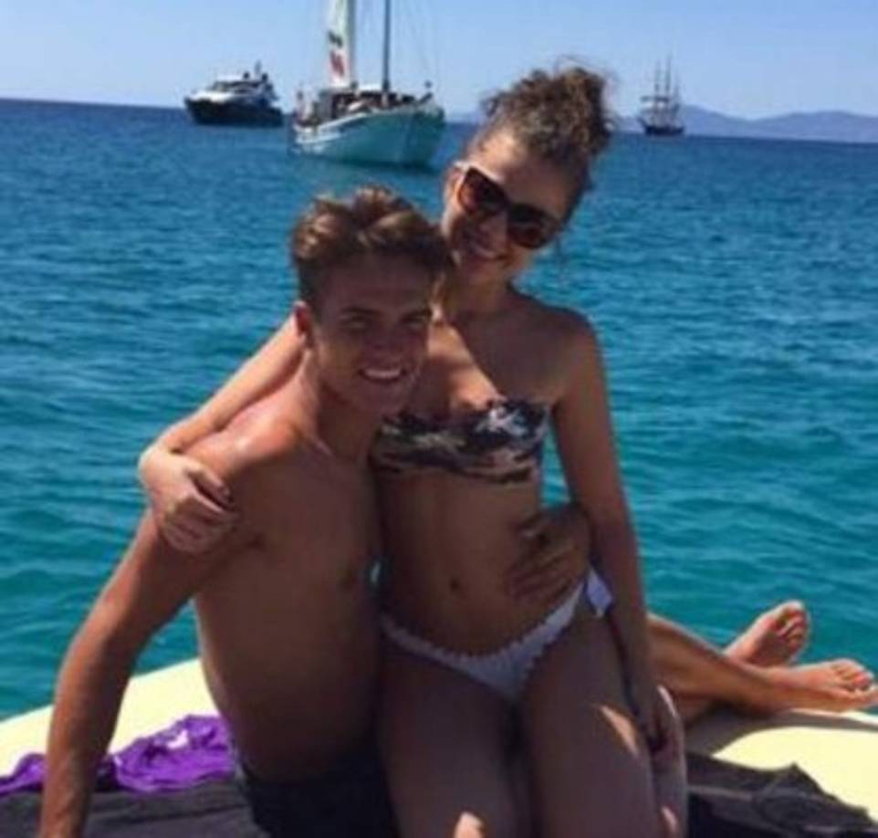 Sandra, al igual que Denis, está muy feliz de haber fichado por el FC Barcelona y haber regresado a Barcelona después haber militado en el Manchester City, el Sevilla y el Villarreal.