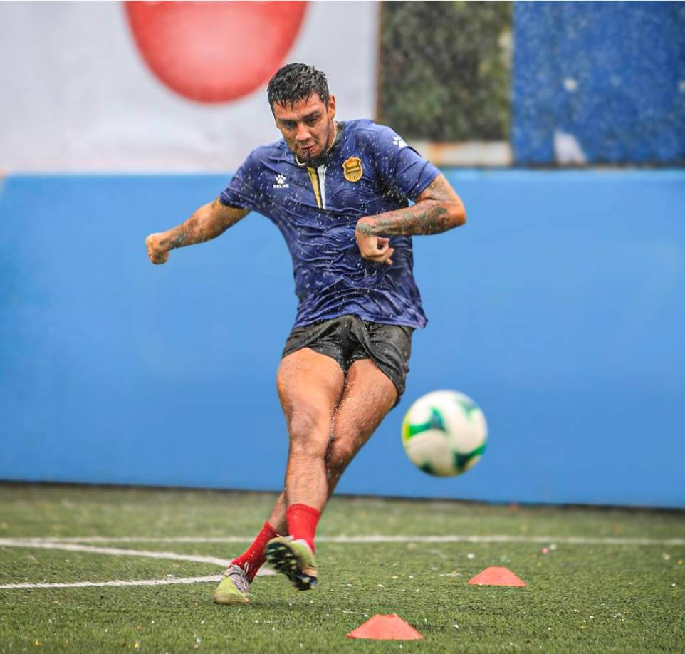 Mayron Flores - El mediocampista de 27 años también tiene contrato vigente con el Real España.