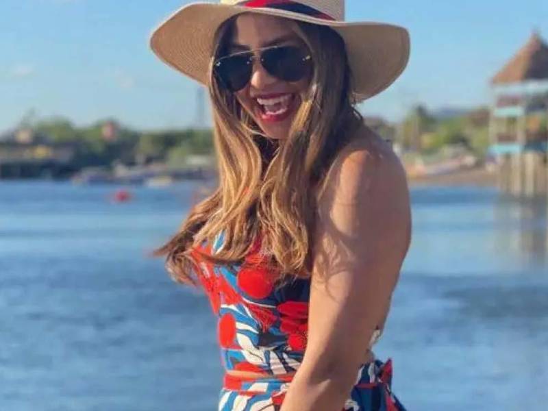 Angie Samantha Peña Melgares desapareció el 1 de enero de 2022 mientras se encontraba de vacaciones en Roatán, Islas de la Bahía. Su caso continúa bajo investigación.