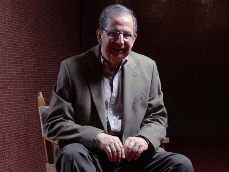 José Francisco Saybe, el hondureño que más obras de teatro ha dirigido en el país.