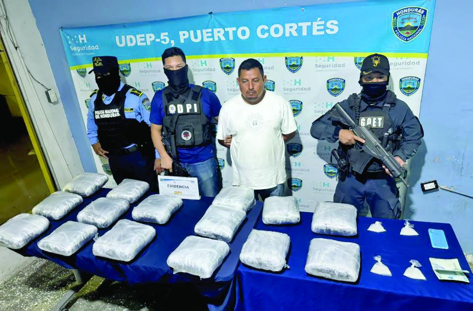 Detienen a chapín que traía marihuana “crispy” y metanfetamina de México