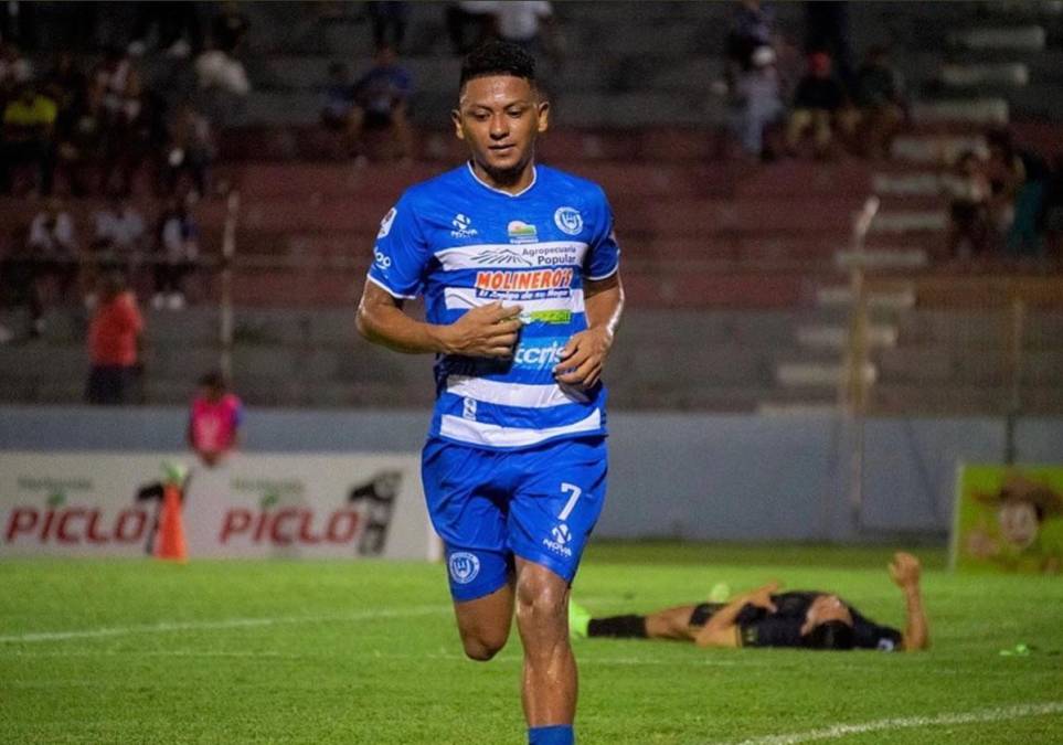 Alexy Vega - Diario La Prensa confirmó que la figura del Vida está muy cerca de convertirse en nuevo legionario en Europa. El delantero podría jugar con el Panetolikos de Grecia, exclub de Deiby Flores.