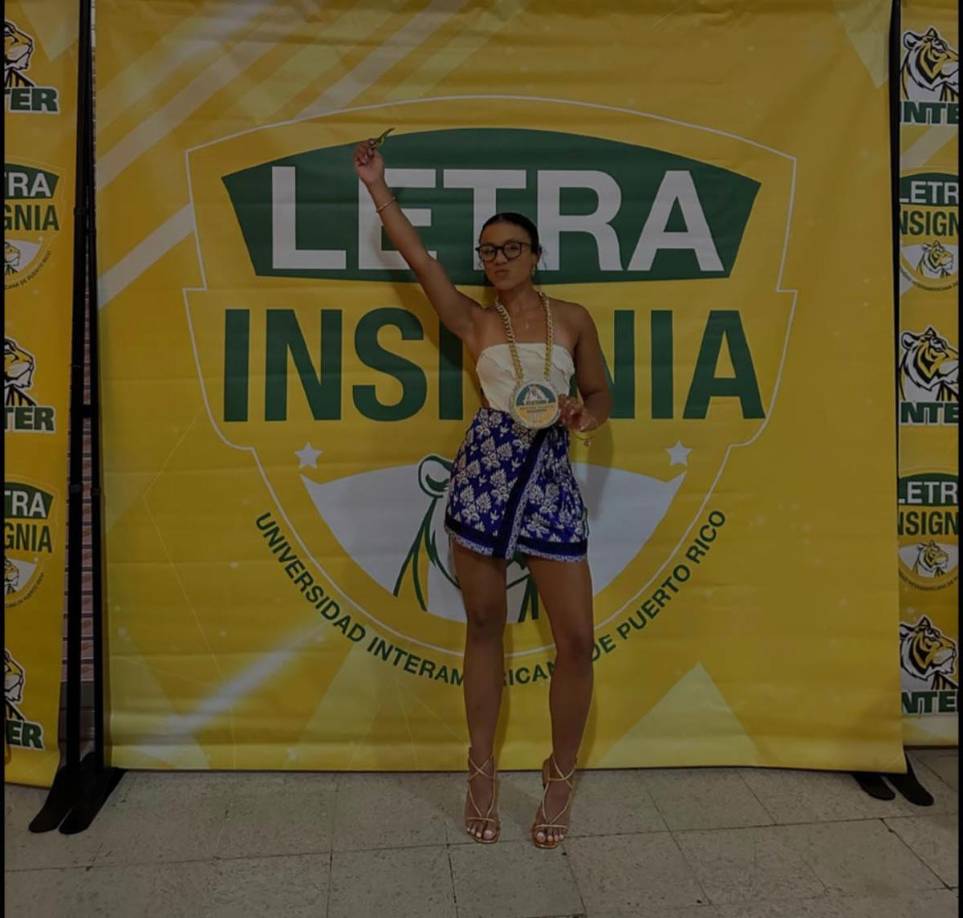 El presidente de la Universidad Interamericana, Rafael Ramírez Rivera, ordenó que la bandera de la ondee a media asta durante tres días, en todas las unidades y dependencias, en memoria a Nadesha Pacheco.