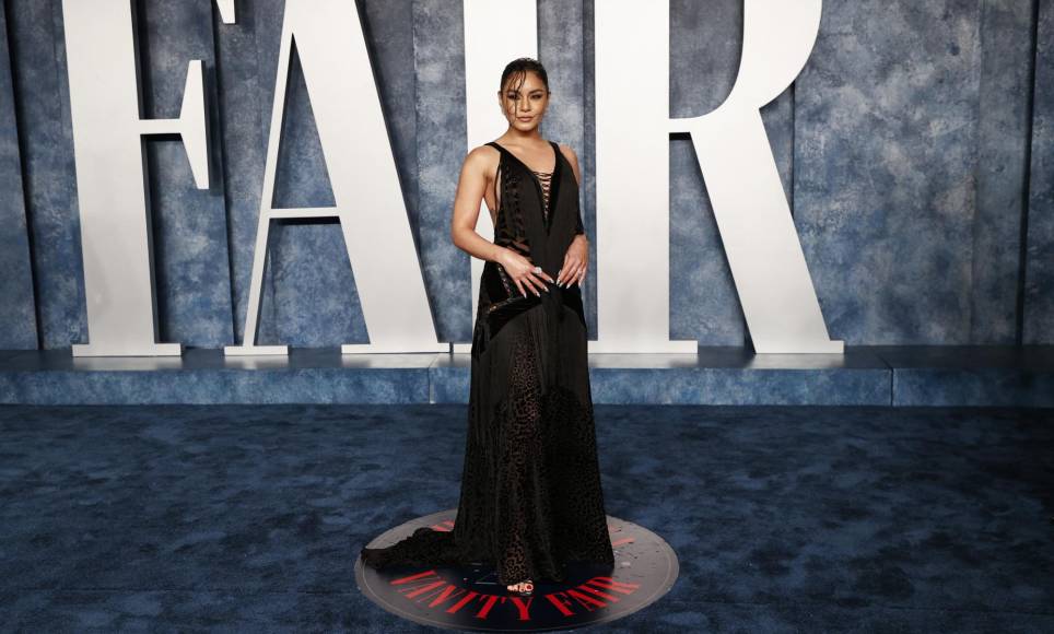 LAS PEORES VESTIDAS: La actriz Vanessa Hudgens este año figura en las listas de las peores vestidas de la fiesta que anualmente organizado la revista Vanity Fair donde asisten por invitación selectos invitados y en especial la mayoría de los ganadores de la gala de los Óscar.