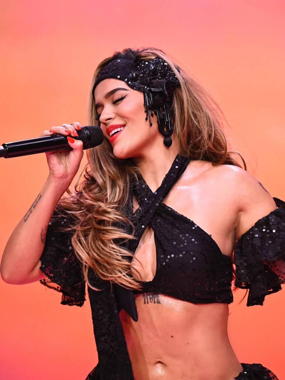 La colombiana Karol G es una de las artista invitadas.