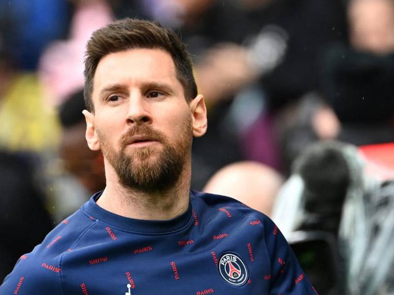 Lionel Messi ya comenzó a recibir abucheos por parte de la afición del PSG. Foto AFP.