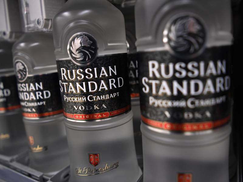 Biden quiere prohibir importaciones de vodka, diamantes y frutos de mar de Rusia