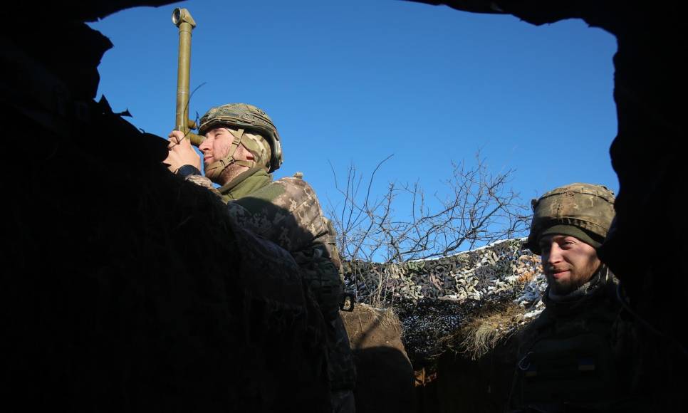 Ucrania despliega sus tropas y se declara lista para responder a cualquier ataque ruso