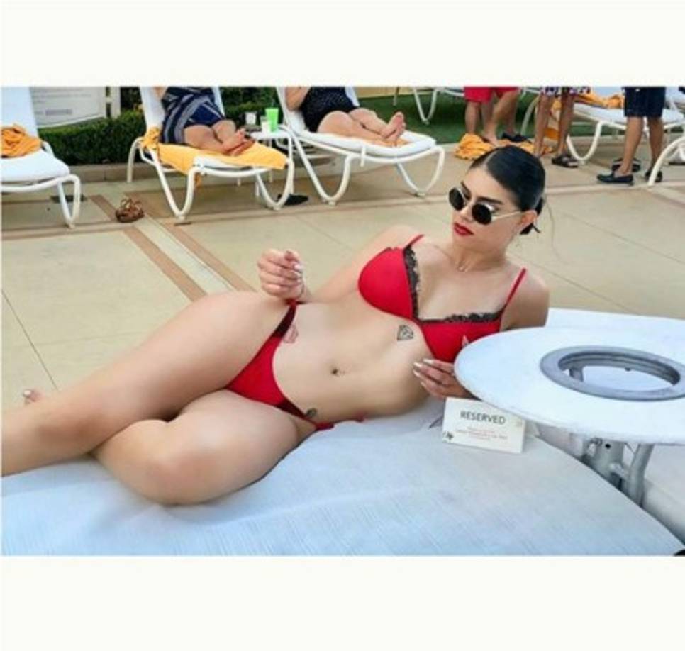 En un comunicado en redes sociales, Carlos Salcedo señala que sus padres 'realizaron los trámites para poner una propiedad a nombre de Martha Paola Salcedo'.