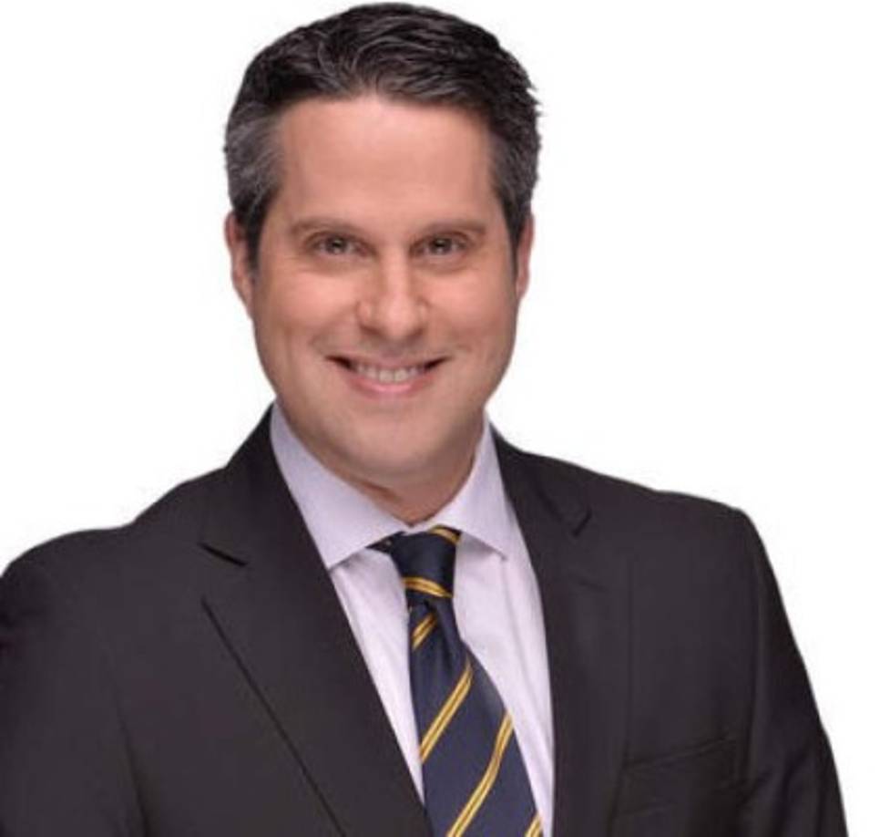 Copán Álvarez: El periodista hondureña de la compañía Telemundo es aficionado al Olimpia.