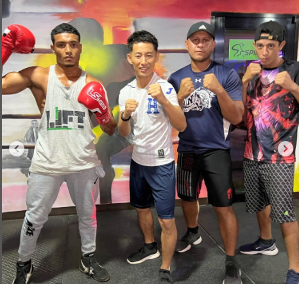 El famoso japonés disfruta mucho hacer ejercicio.