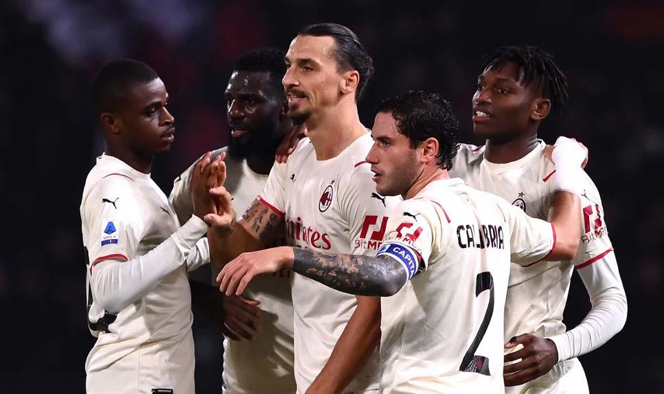 Ibrahimovic imparable: Milan venció al Bolonia y es líder provisional