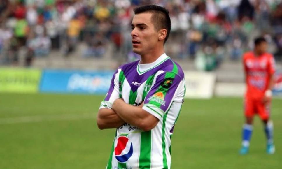 El delantero argentino Fabián Castillo estará llegando al Platense para jugar el Torneo Apertura 2017-2018. Jugó la temporada pasada con el Antigua de Guatemala.