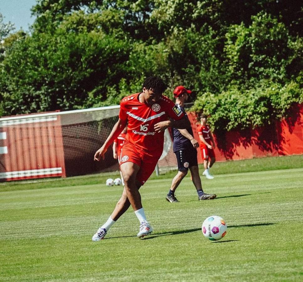 Nayrobi Vargas ya lleva varias semanas entrenando con la Sub-23 del Mainz 05.