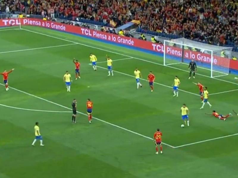 España vs Brasil: Polémico penal a Yamal en el Santiago Bernabéu