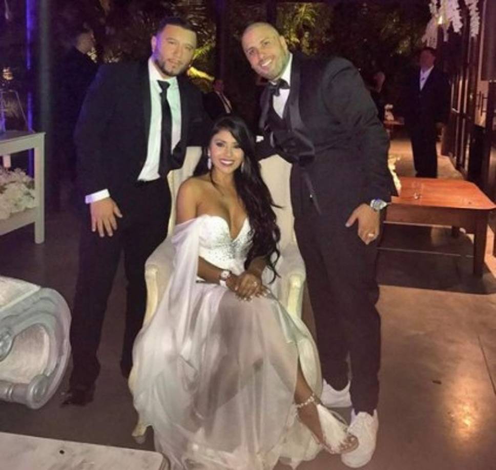 Para sellar su amor, el 3 de febrero de 2017 hicieron una gran fiesta rodeados de grandes celebridades en Medellín Colombia.