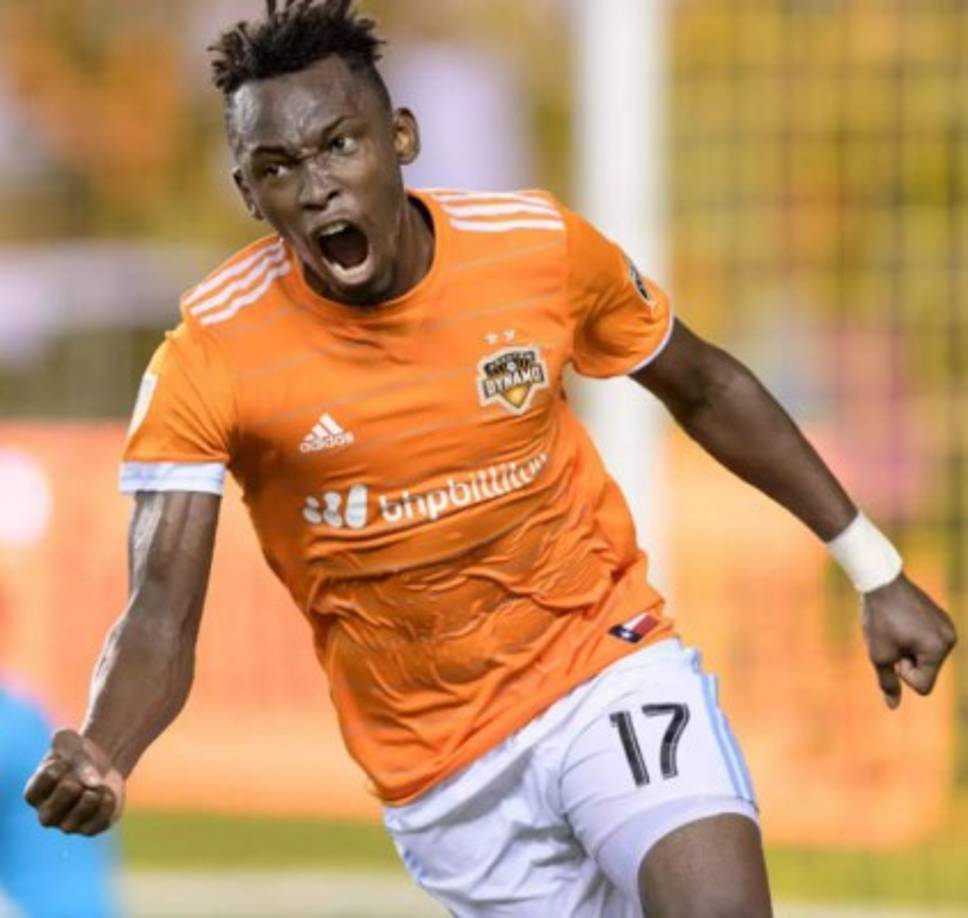 Alberth Elis: El portal Voetbalbelgie.be de Bélgica coloca a Alberth Elis como una opción muy latente para reforzar al Anderlecht.