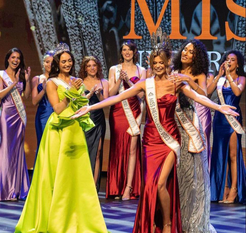 El concurso de belleza Miss Netherlands 2023 coronó a su nueva reina, Rikkie Valerie Kollé, la primera mujer transgénero en llevarse el título en el país.