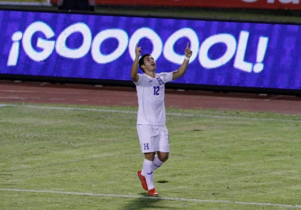 La celebración de Jonathan Rubio tras su golazo contra Trinidad y Tobago.