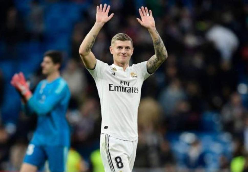 Toni Kroos: El alemán estará en el centro del campo. Será uno de los volantes del club blanco ante Bayern Múnich.