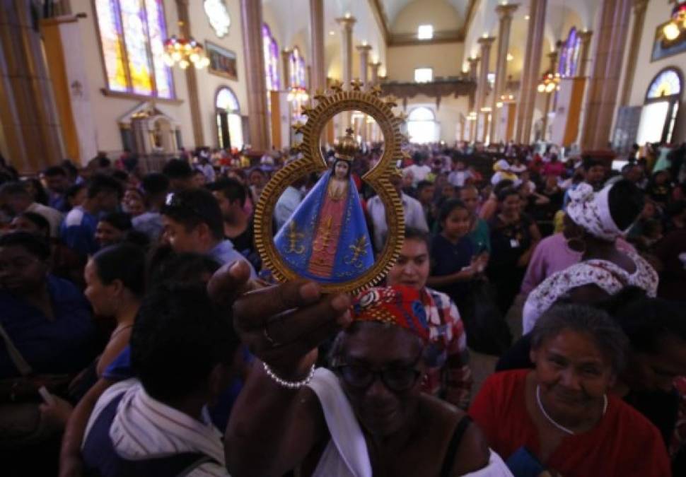 Autoridades hondureñas y de la Iglesia Católica han preparado varias actividades en el marco de las celebraciones la Virgen de Suyapa. Para la noche del domingo se tiene programada la alborada; previamente habrá videomapping y otros eventos para rindir honor a la Patrona de Honduras.