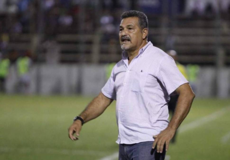 El técnico hondureño Roger Espinoza es otra opción para el banquillo del Juticalpa FC.