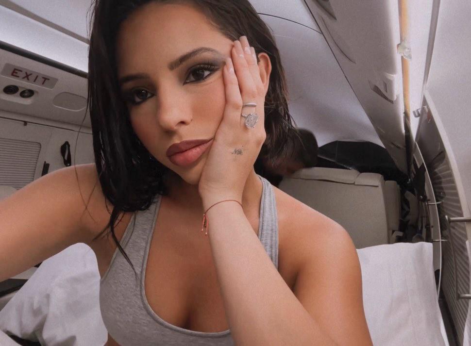 ¿Qué pasa entre Karol Sevilla y Ángela Aguilar? Claves del conflicto