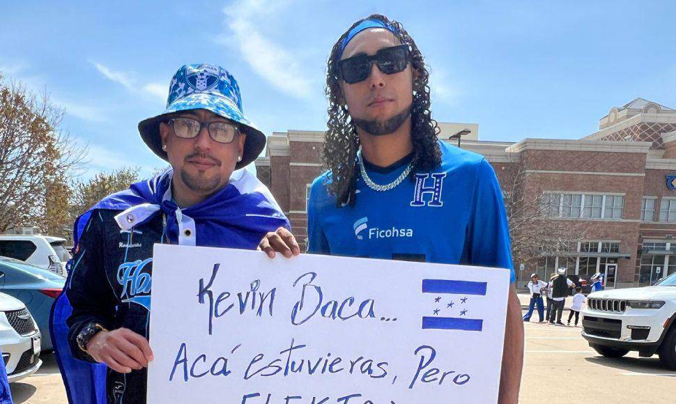 El buen sentido del humor nunca falta en los hondureños y ellos le dejaron un mensaje a Kevin Bacca.