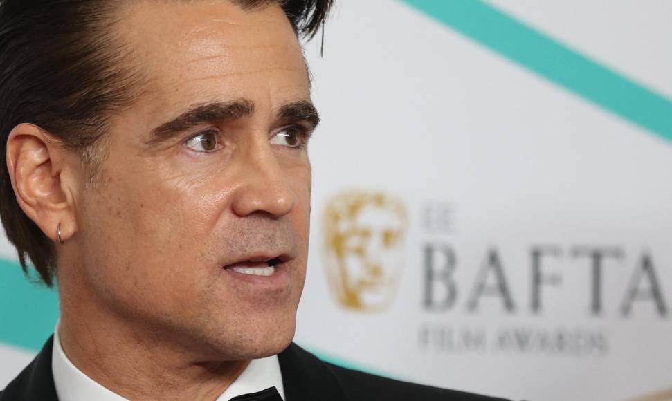 En el ámbito profesional también le va muy bien, pues Colin Farrell es uno de los candidatos a mejor actor principal en los premios Oscar 2023 por su papel en “Almas en pena de Inisherin”.