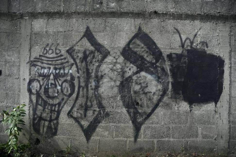 Honduras pide a EEUU más apoyo para combatir las maras