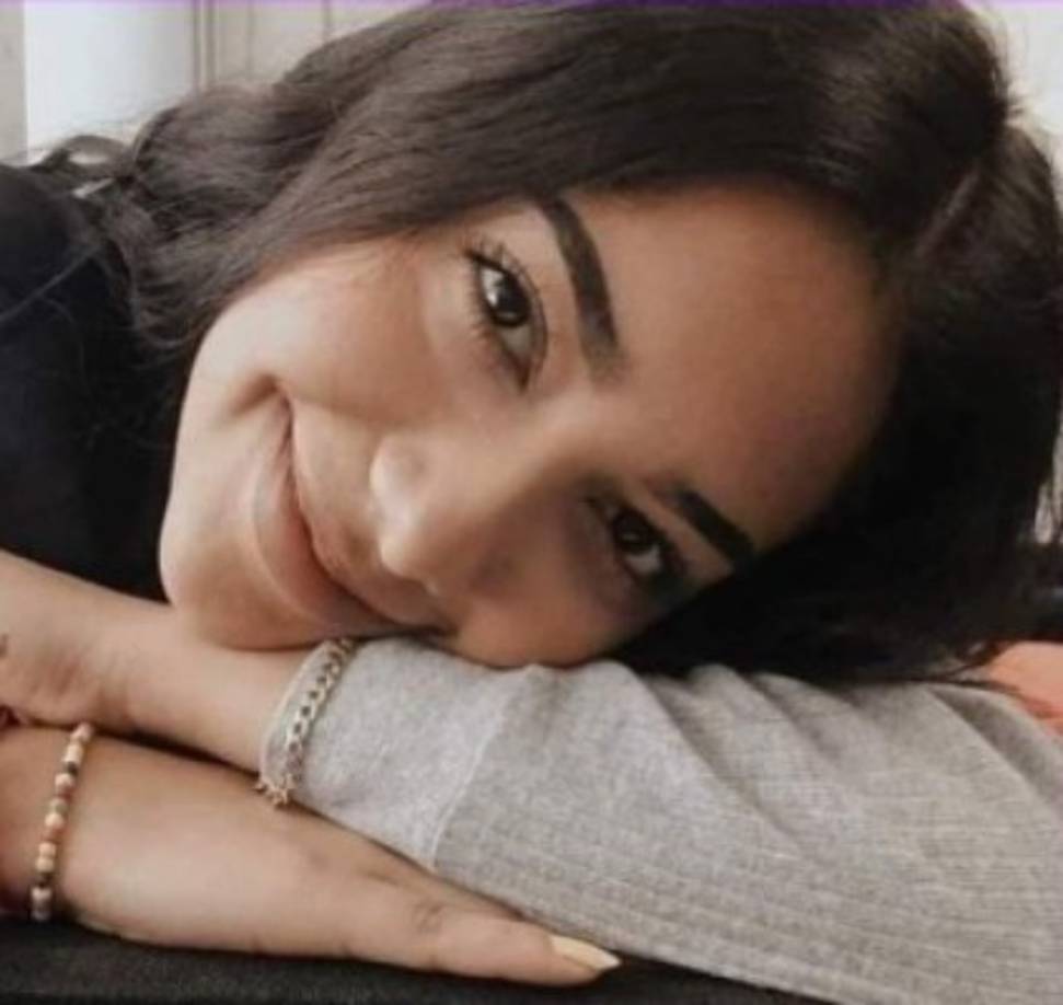 De acuerdo con las primeras investigaciones de las autoridades, Diana fue encontrada muerta al interior de su casa, con signos de violencia sexual y heridas por arma blanca.