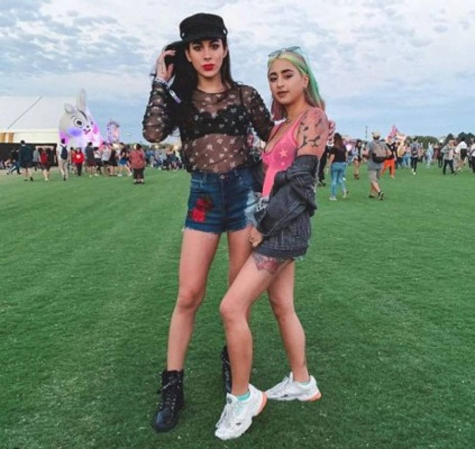 Victoria además de ser Youtuber es modelo de distintas marcas de ropa y maquillaje.