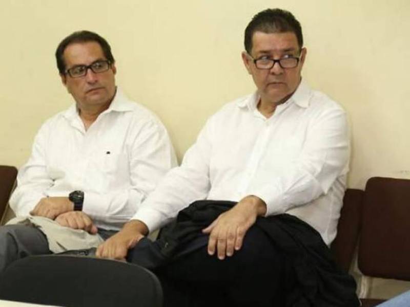 Los exdirectivos han sido señalados por “coimas” mientras trabajaban en el Seguro Social.