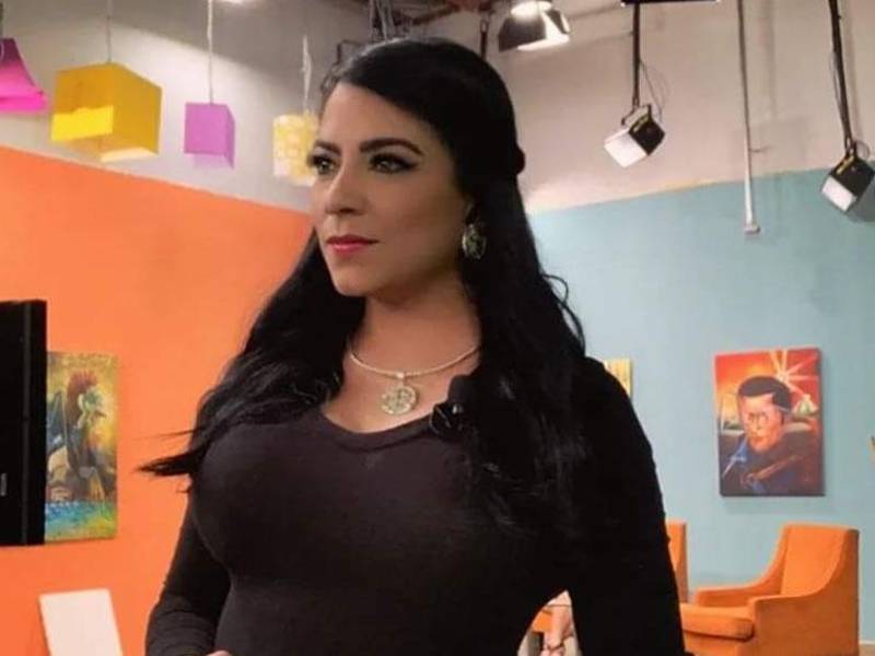 Ana Laura Mejía, presentadora de noticias de LTV.