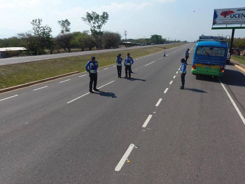 No excederse de 80km/h es señal del respeto a las señales de tránsito, de igual forma la previa revisión físico mecánica del vehículo.