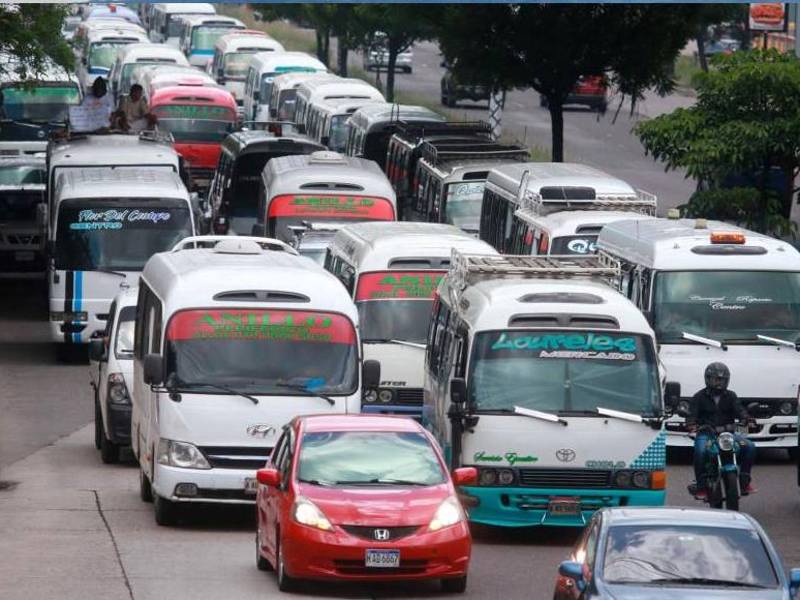 Los transportistas se reunirán este jueves con el Gobierno para llegar a acuerdos que eviten futuras paralizaciones.